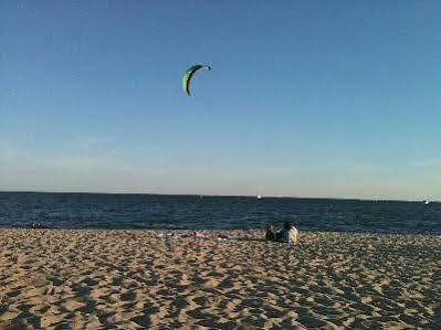 Sea Breeze Inn Hyannis Port Bagian luar foto